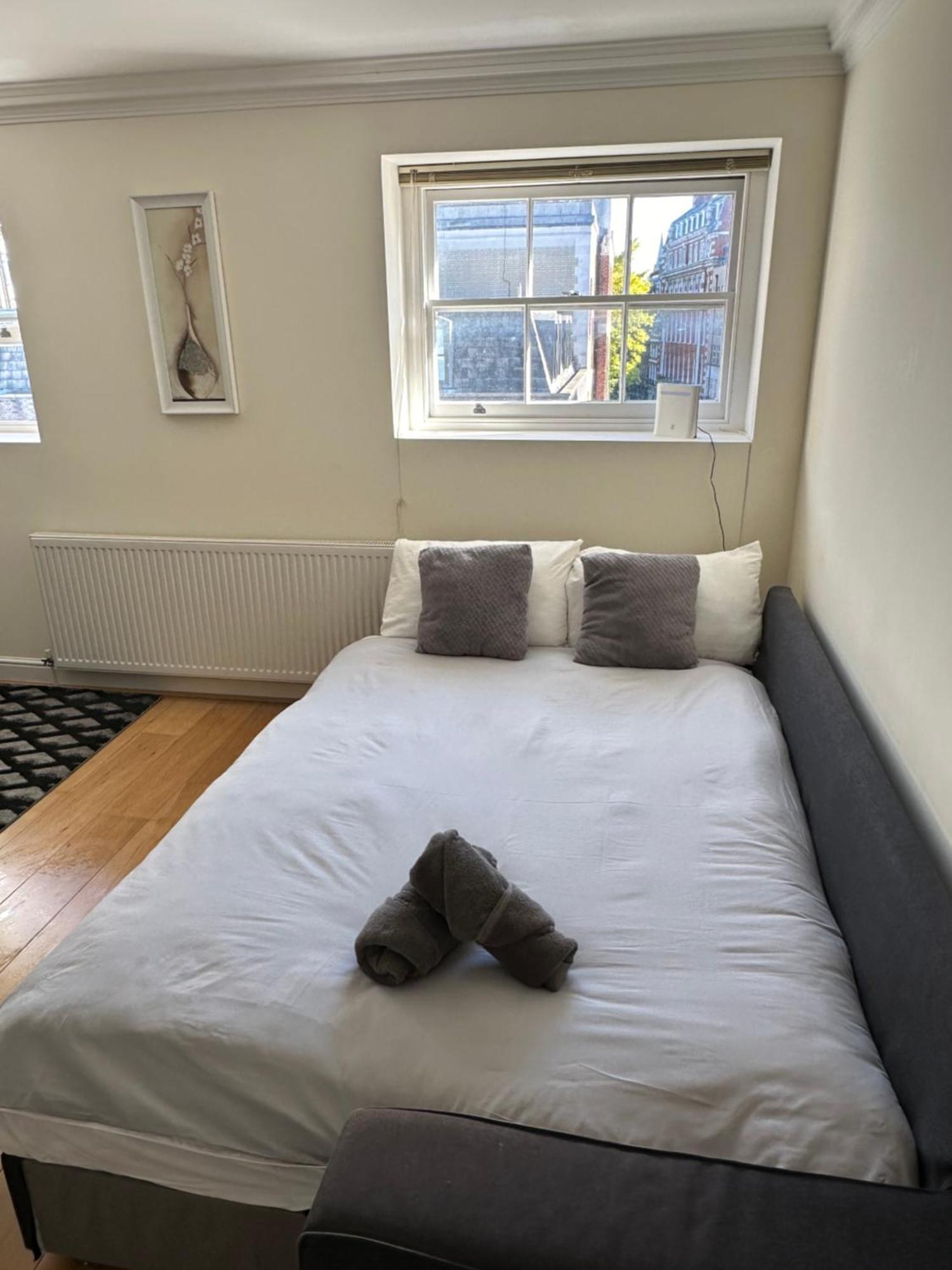 Lx Russell Square Apartments London Bagian luar foto