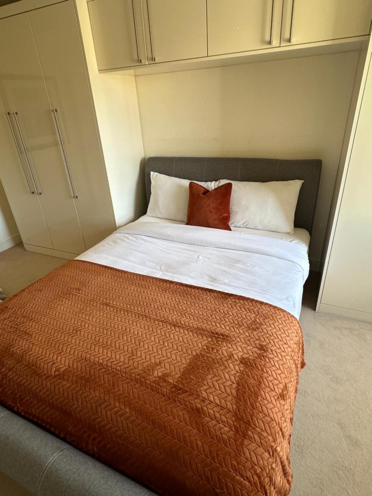 Lx Russell Square Apartments London Bagian luar foto