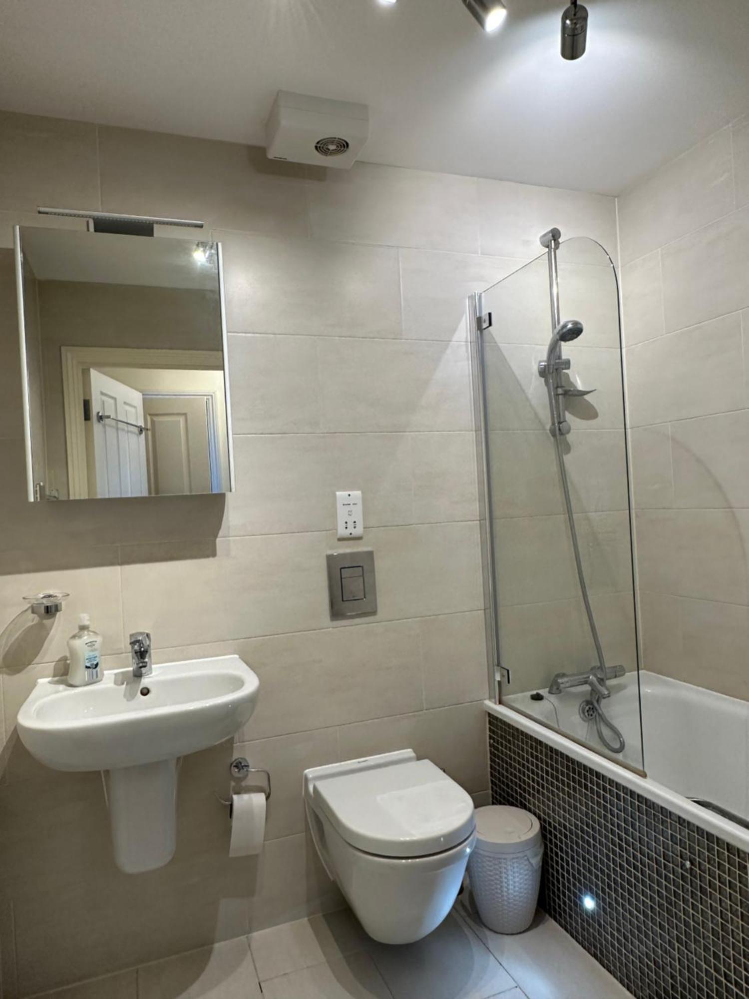 Lx Russell Square Apartments London Bagian luar foto