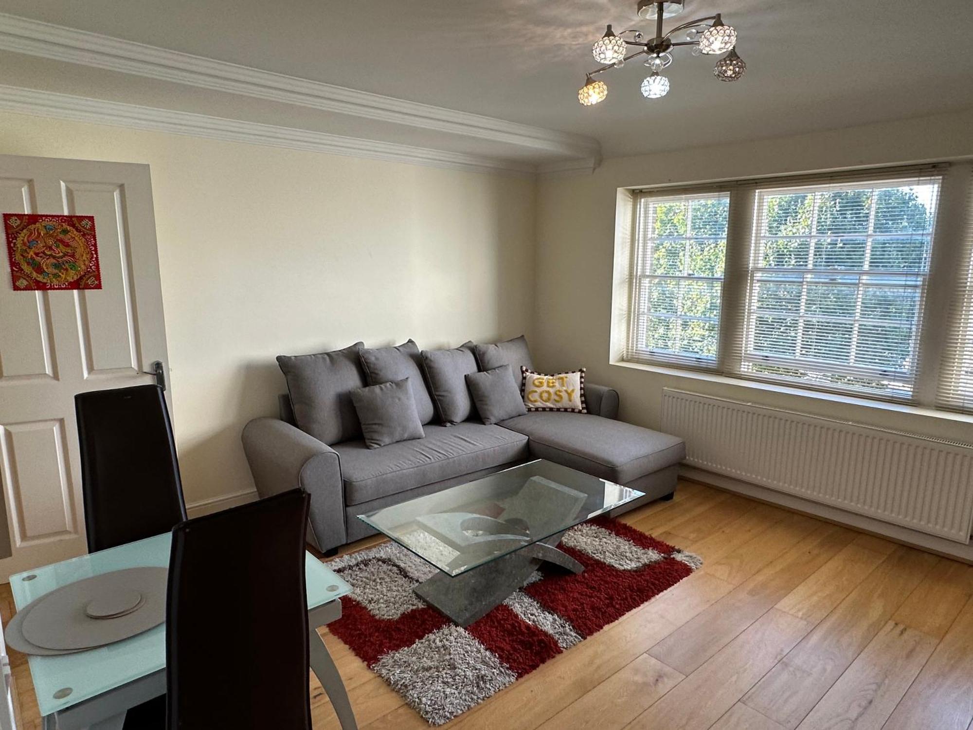 Lx Russell Square Apartments London Bagian luar foto